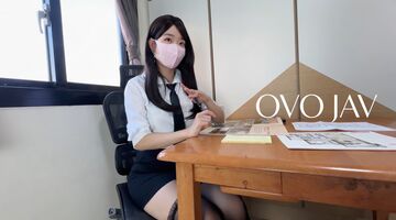 性感女大学生的清晨性爱 清纯的小学妹、粉粉的下体 却产生连绵不绝的白浆
